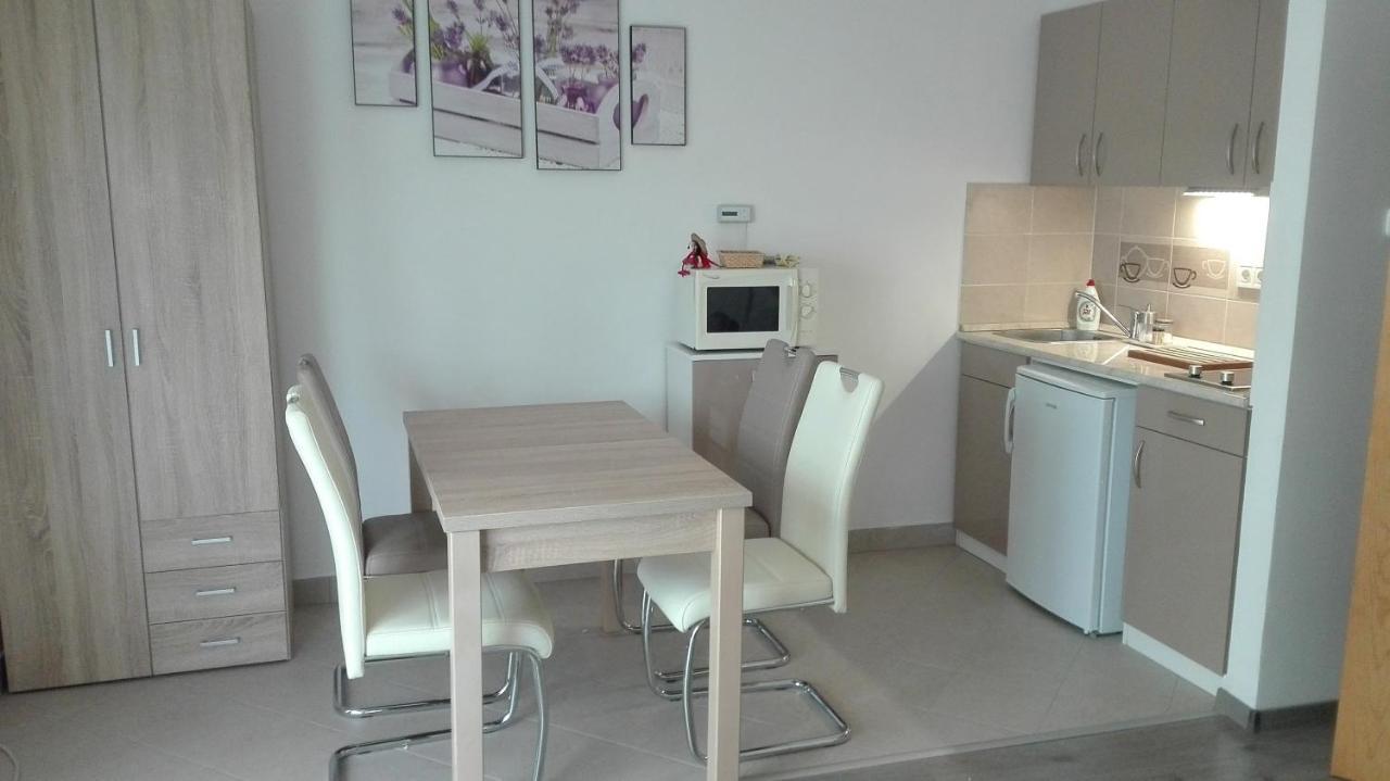 Lavender Apartment Hévíz Esterno foto